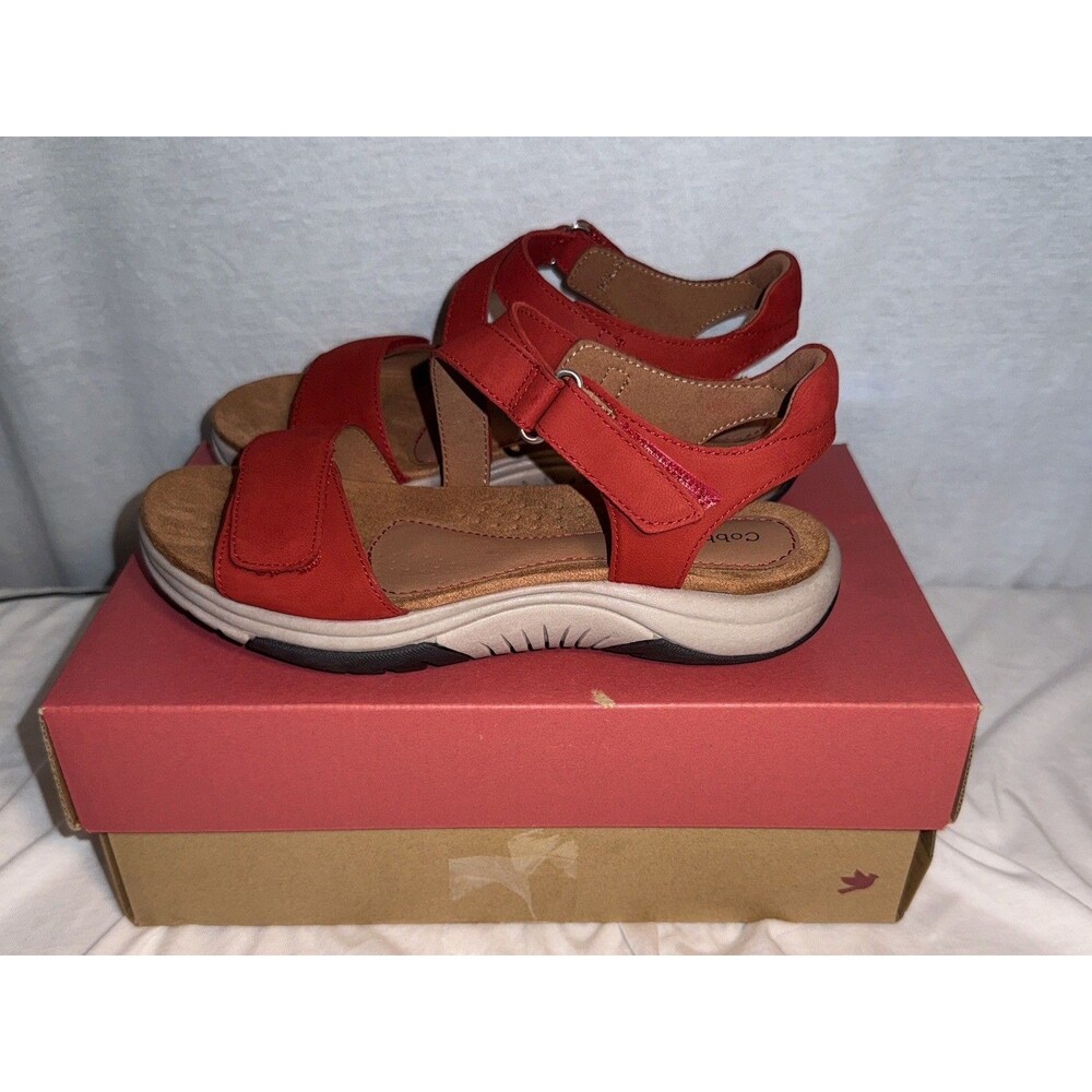 NIB NEW Cobb Hill Fiah Women’s Leather Sandals Red Comfort Walking Size 6.5 Wide